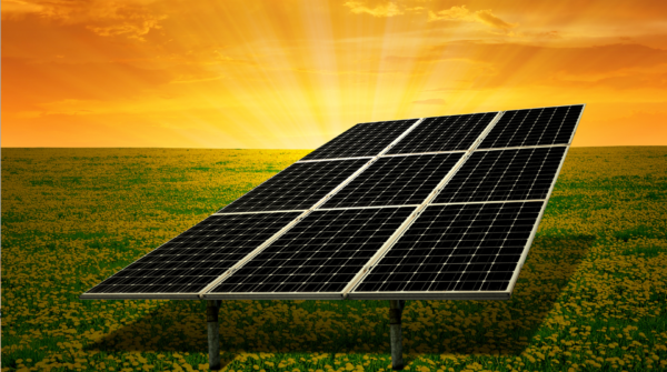 Co to jest energia słoneczna? Jak powstaje?